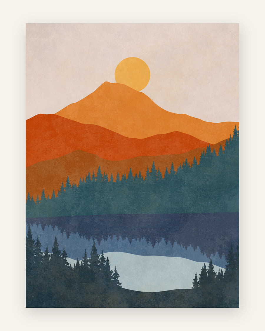 Børneplakat med orange bjerge, blågrøn fyrreskov og blå sø med spejling ved solnedgang til børneværelset
