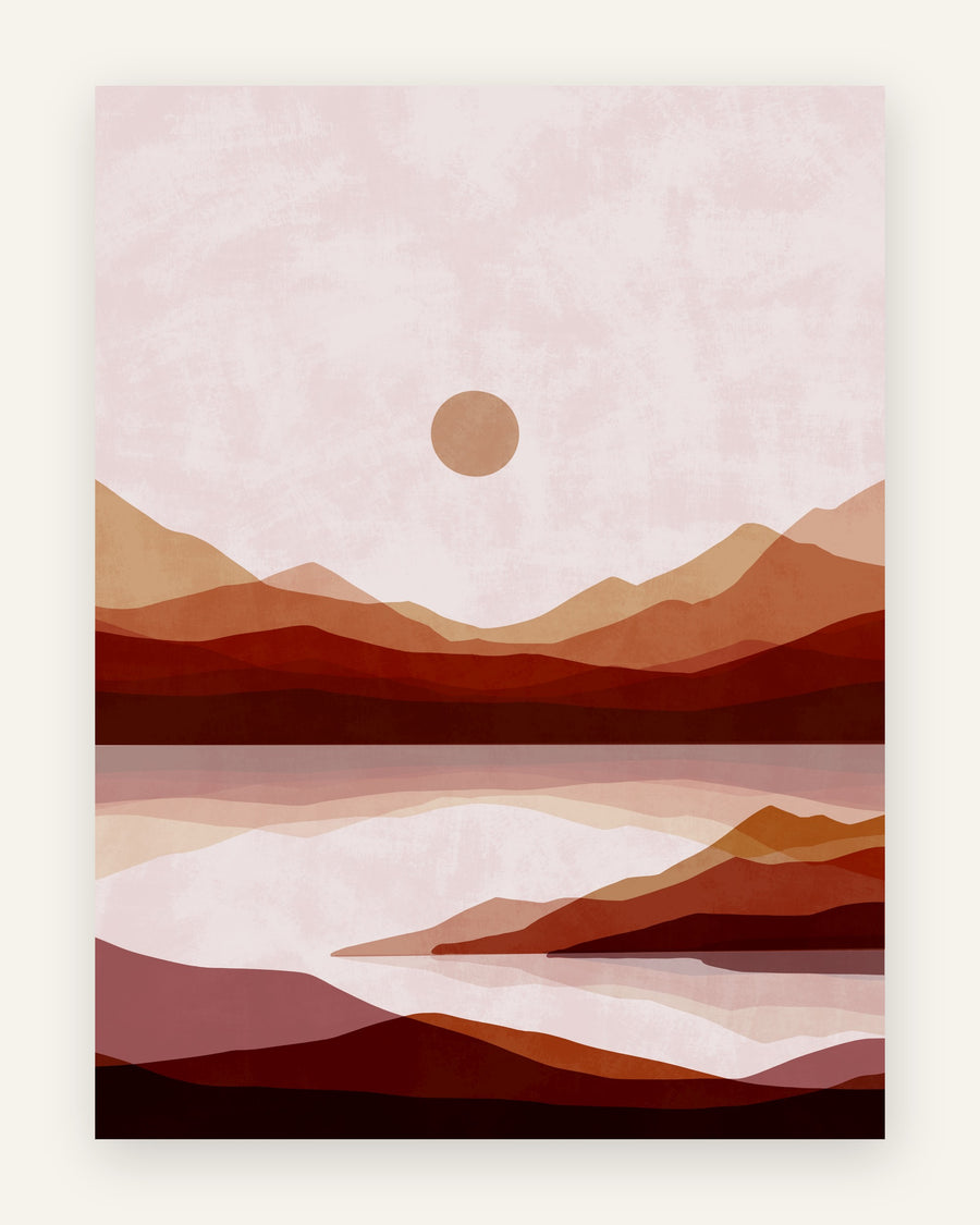 Børneplakat med terrakotta sol og lag af bjerge i tan, orange og rust spejlet i en lyserød bjergsø til børneværelset