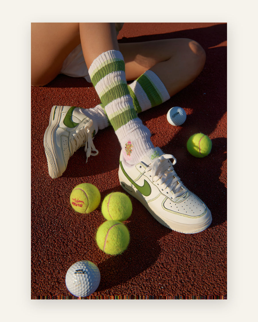 Plakat med grøn tennisstil i grønne toner