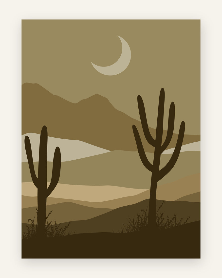 Minimalistisk plakat med to mørke kaktusser i silhuet, lagdelte klitter og nymåne i olivengrønne og brune toner til børneværelset