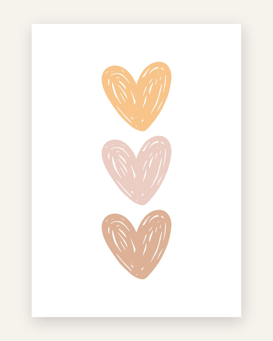 Børneplakat med tre hjerter i pastel i orange toner til børneværelset