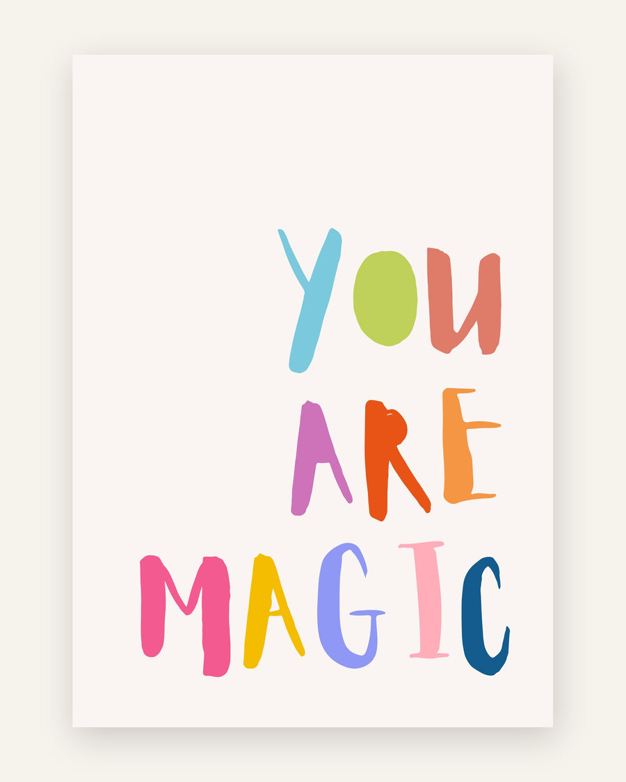 Børneplakat med you are magic i friske farver til børneværelset