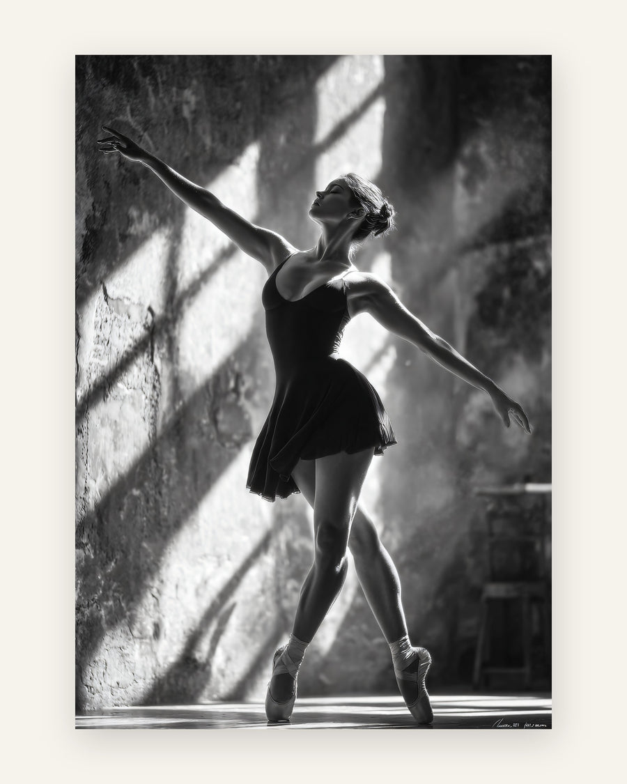 Børneplakat med ballerina i sollys i sort-hvid til pigeværelset