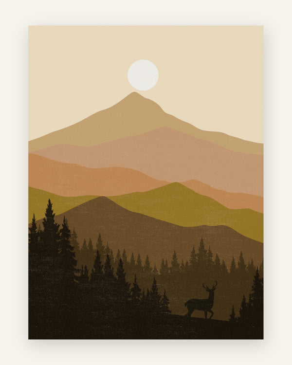Minimalistisk børneplakat med hjort i skovbryn foran lagdelte bjerge i terrakotta, laks og olivengrøn med en hvid sol, til børneværelset.