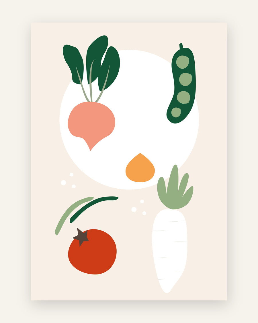 Køkkenplakat med minimalistiske grøntsager som radise, ærtebælg, tomat og pastinak på creme baggrund