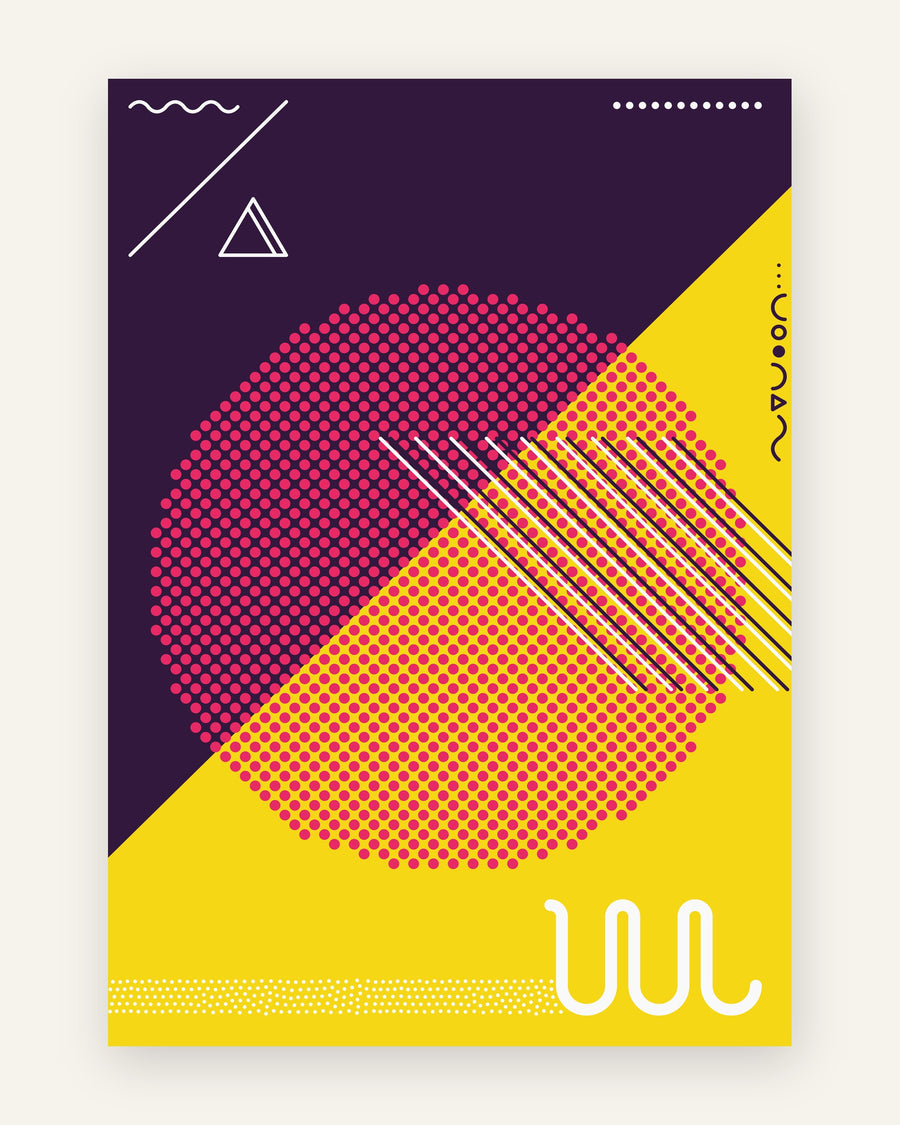 Geometrisk plakat med stor prikket cirkel i magenta på delt baggrund i gul og mørk aubergine med hvide grafiske detaljer