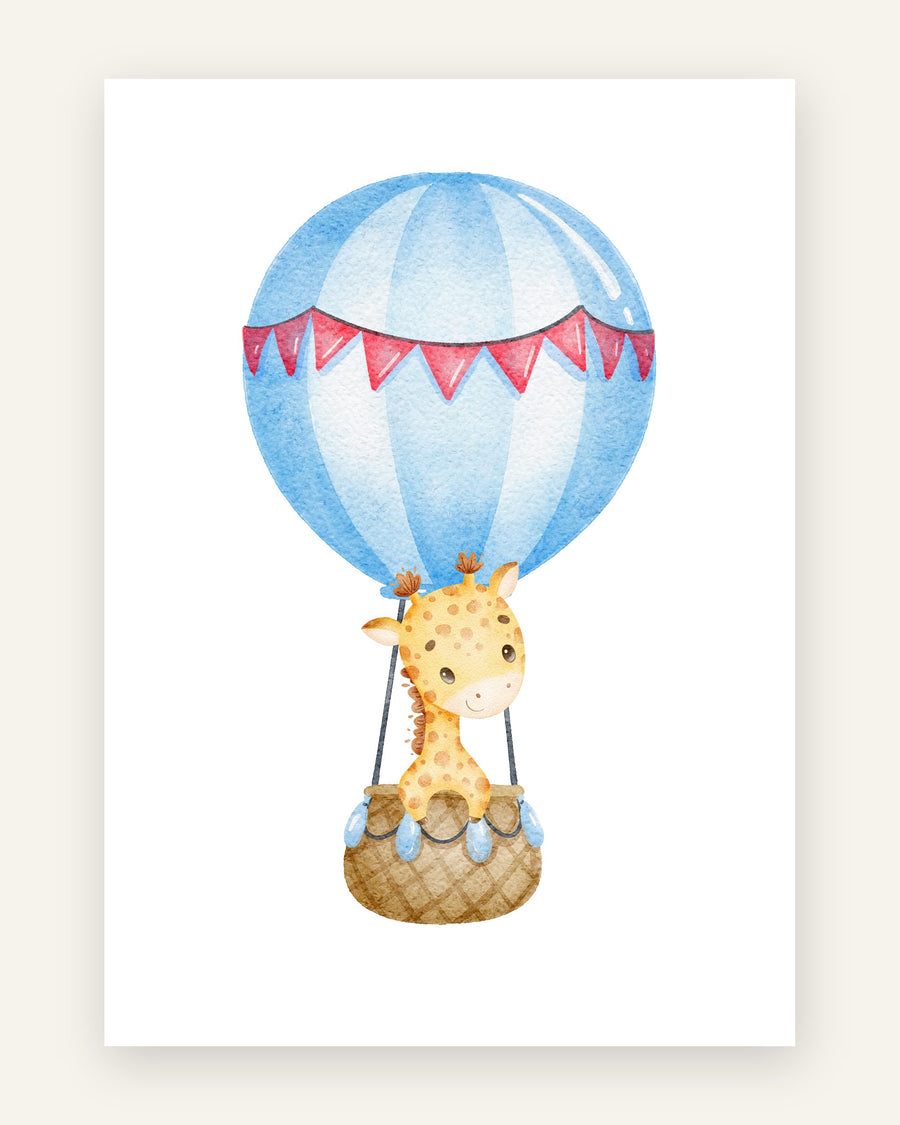Børneplakat med giraf i luftballon i blå toner til drengeværelset