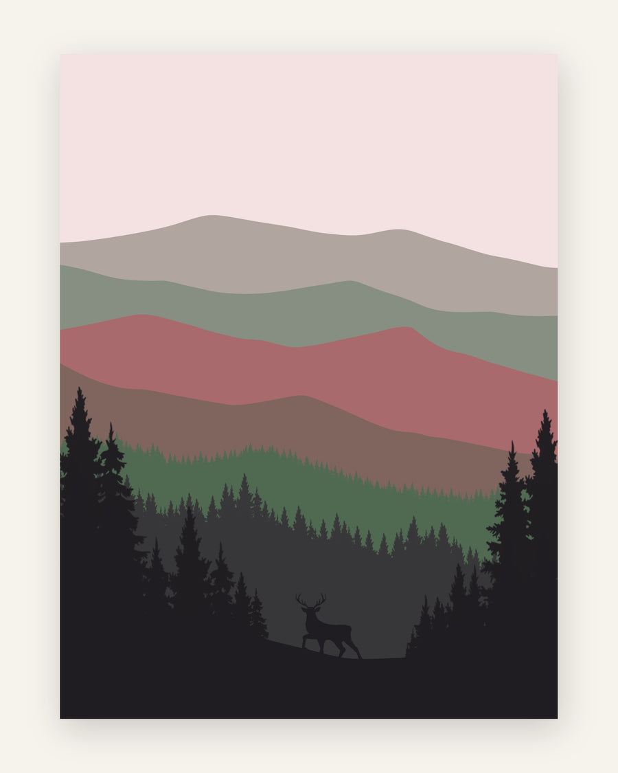 Grafisk børneplakat med hjort i skovbryn foran bjerge i taupe, salviegrøn og støvet rød under en lyserød himmel, til børneværelset.
