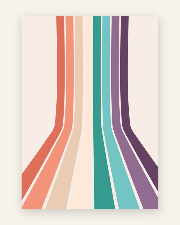 Retro plakat med svungne lodrette striber i terrakotta, coral, teal, turkis og lilla på creme baggrund