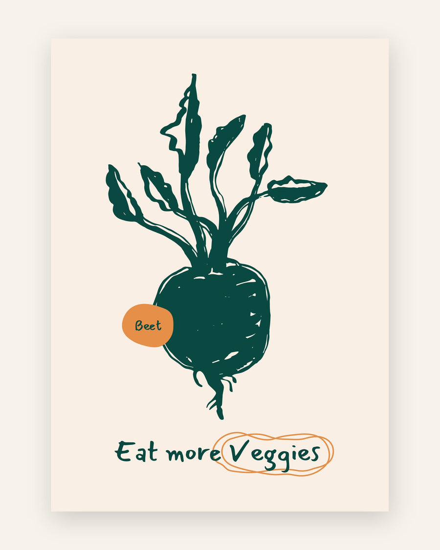 Køkkenplakat med en mørkegrøn stregtegning af en rødbede og teksten Eat more Veggies på en cremefarvet baggrund