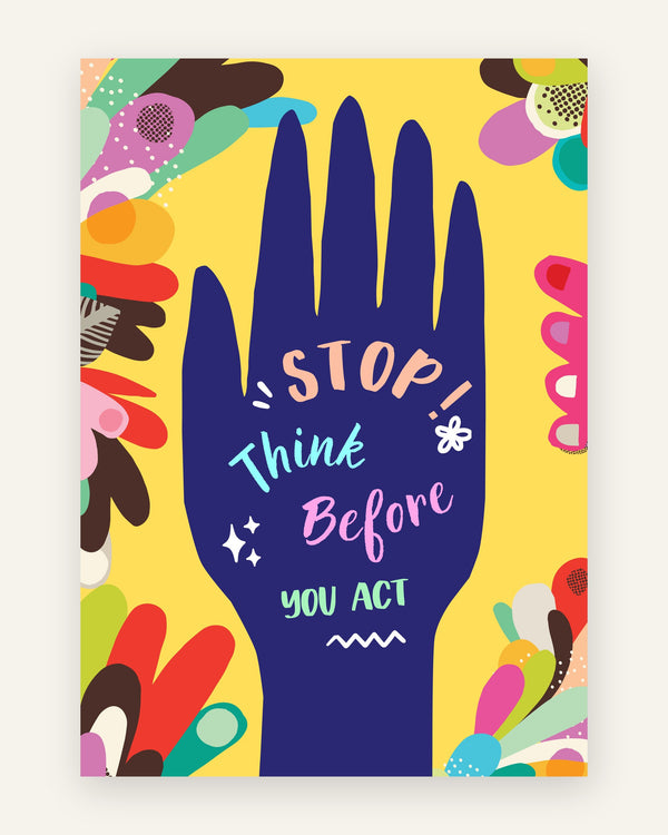 Børneplakat med stop think before you act i gule toner til børneværelset