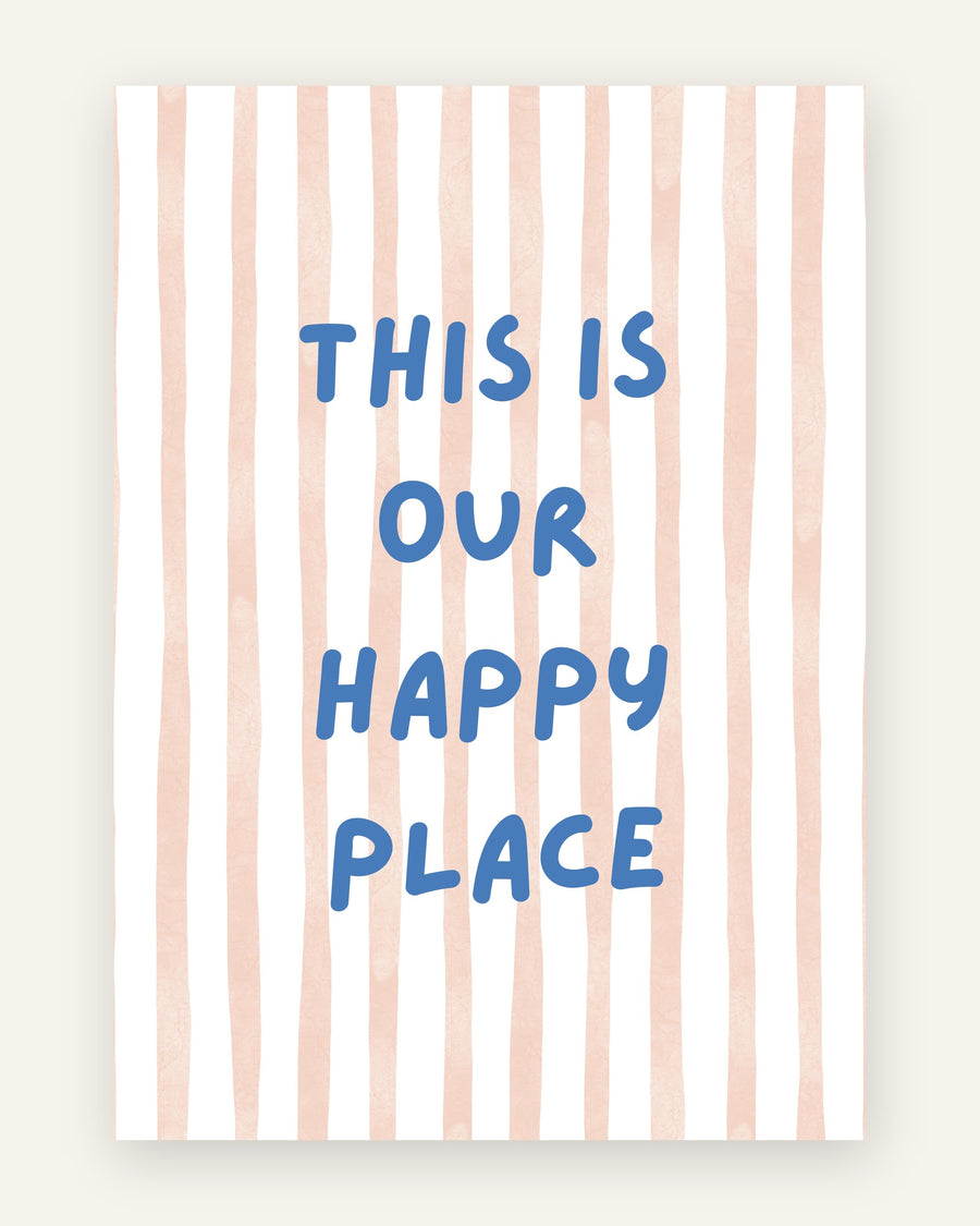 Børneplakat med this is our happy place i blå toner til børneværelset