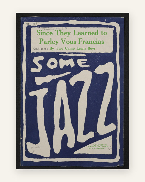 Vintage plakat af et nodeblad fra 1919 med teksten Some Jazz i cremefarvede bogstaver på en mørkeblå baggrund med grøn skrift